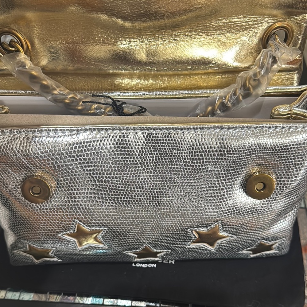 ❤️🍇🍇Host Pick Kurt Geiger Silver and Gold Shoulder Bag 🍇🍇 - Picture 10 of 15